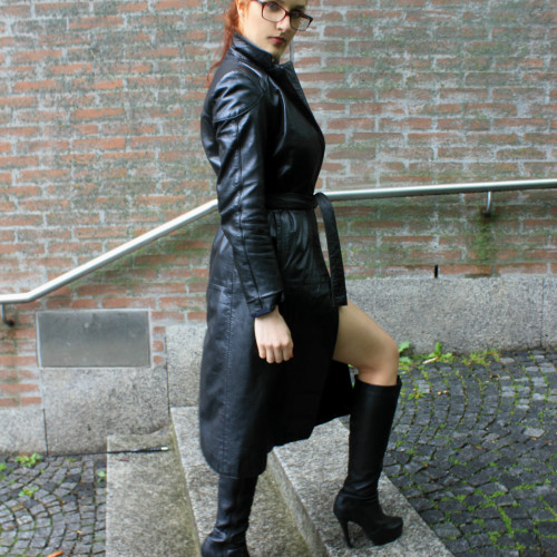 In Leather - Mistress Myra - The playful Madame